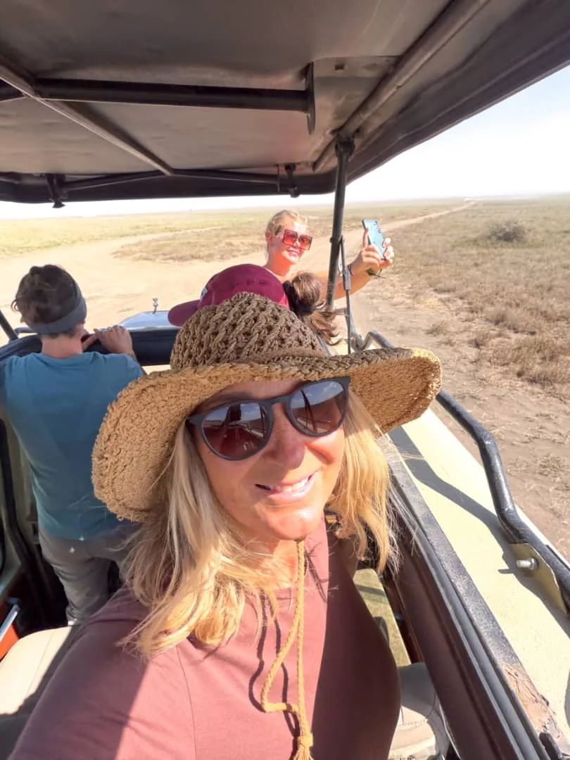4-Day Fly-In Luxury Safari: Tarangire, Serengeti & Ngorongoro Crater – Zanzibar Return