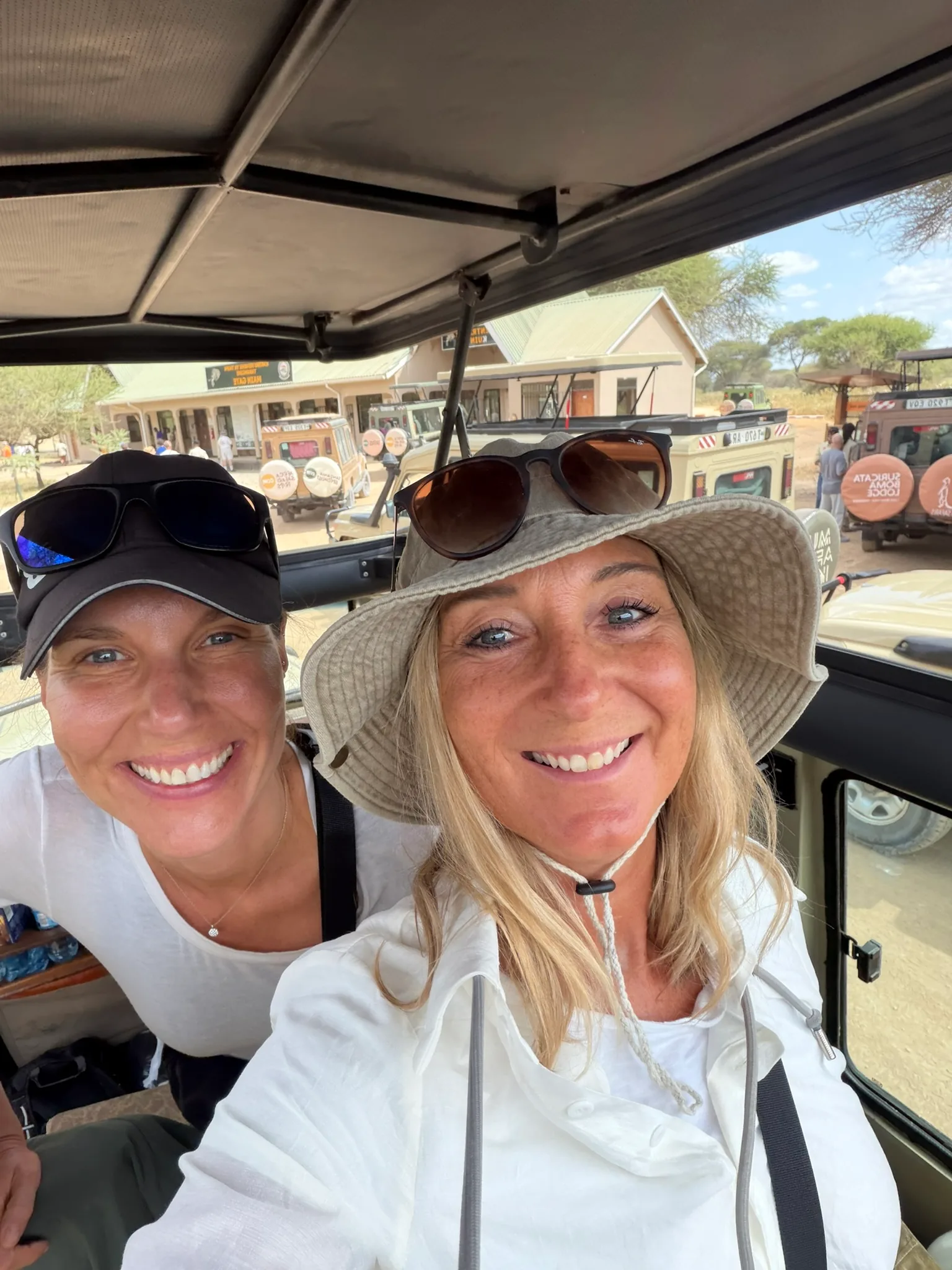 7-Day Mount Kilimanjaro Lemosho Route Trek – Arusha Return